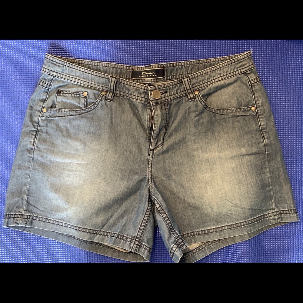 Tommy Bahama shorts